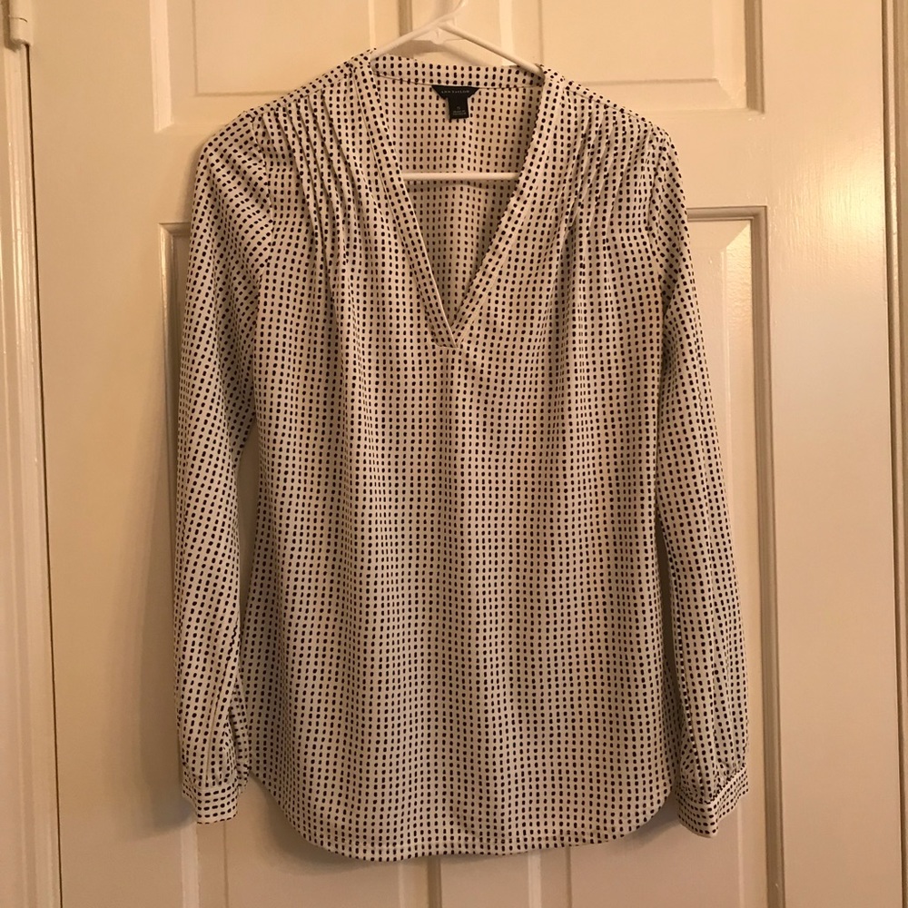 Ann Taylor black and white blouse